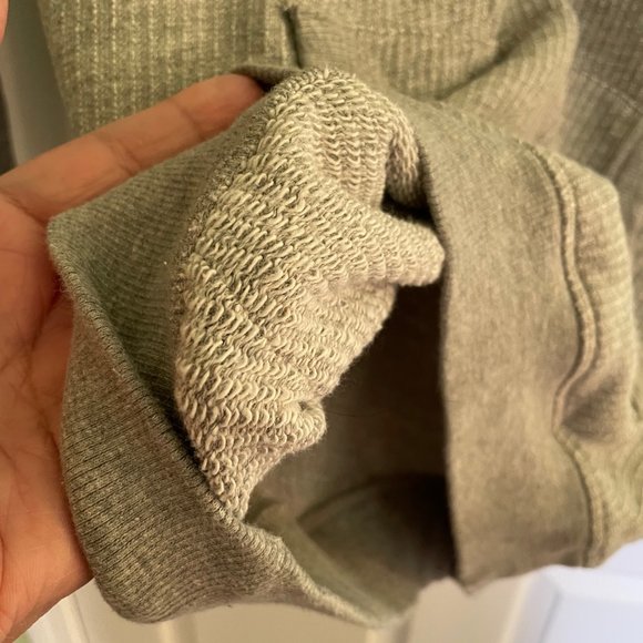 Big Loop Terry Hood in Knitted stripe with Embroideries - Picture 7 of 7